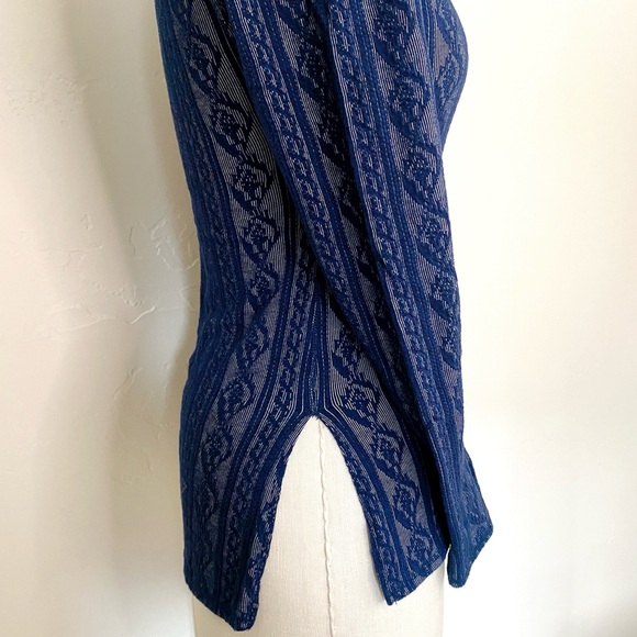 FP Movement by Free People Navy Patterned Winter Active Base Long Sleeve Top - Picture 2 of 7